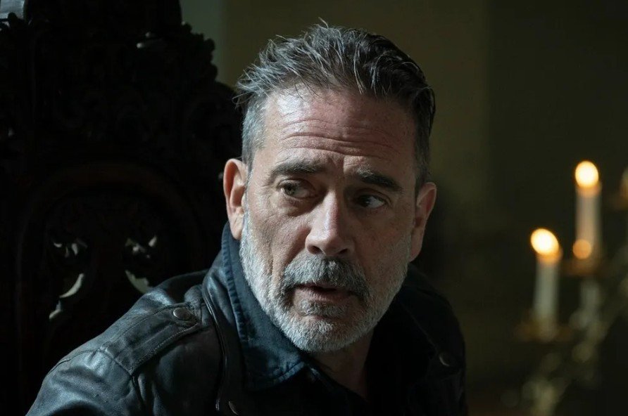 Jeffrey Dean Morgan